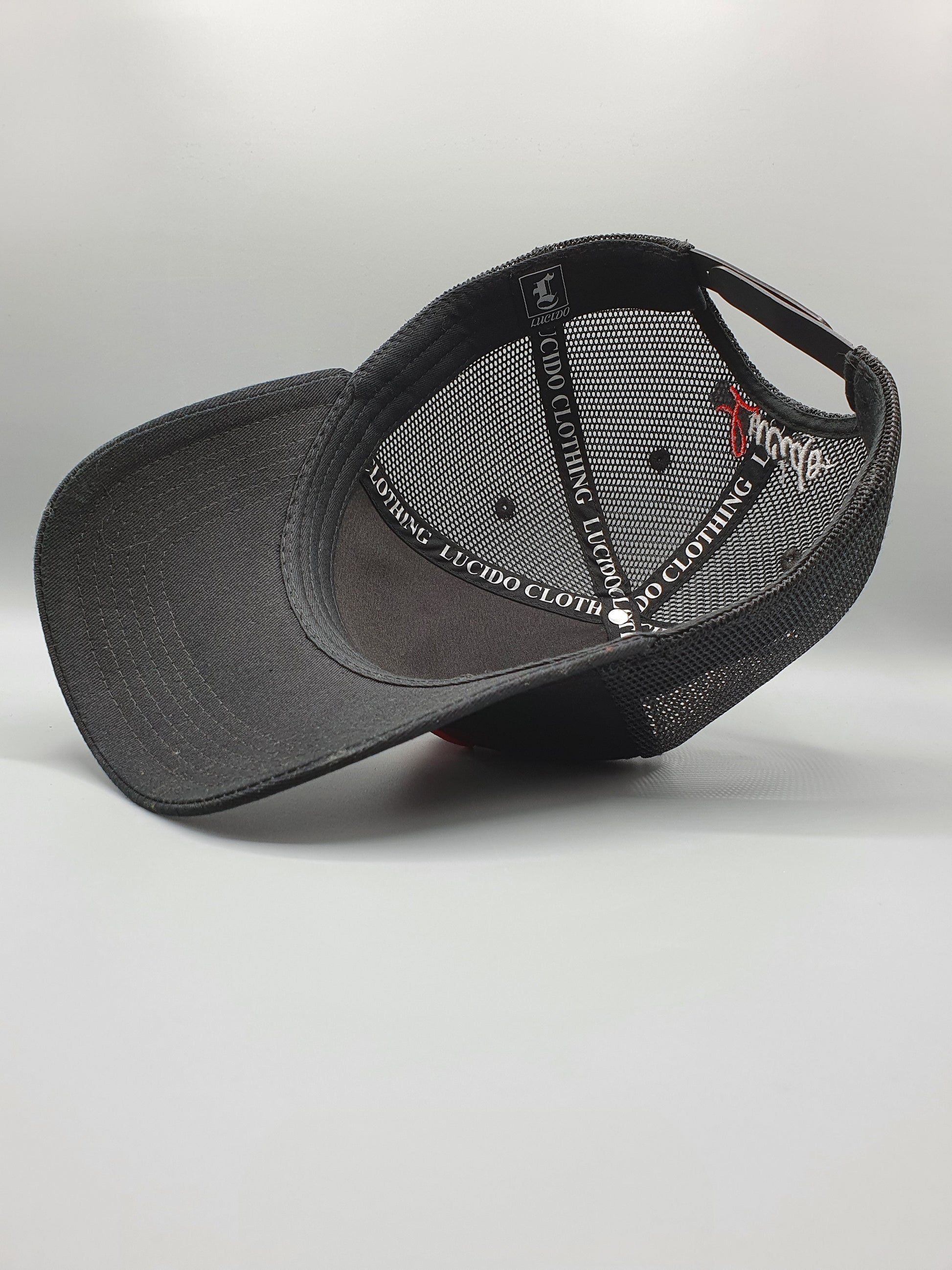 ONYX BLACK AND RED TRUCKER CAP - Lucido Clothing